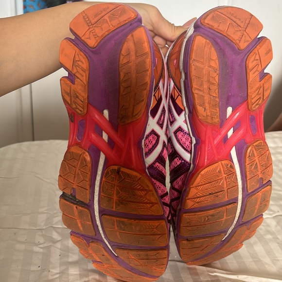 Asics running shoes - Picture 5 of 5